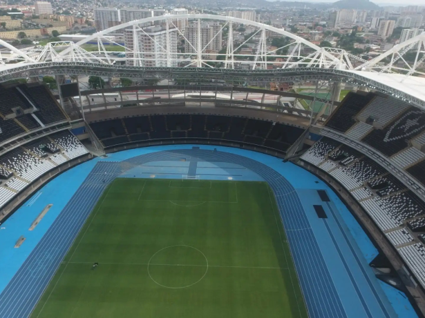 Guia da FIFA tira título de 87 do Flamengo e não reconhece estádio do Botafogo; entenda