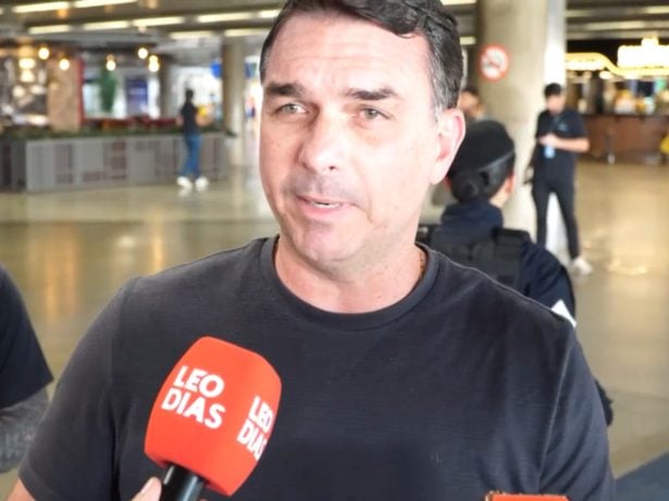 Flávio Bolsonaro comenta pedido de impeachment contra Moraes: “Está bem feito”