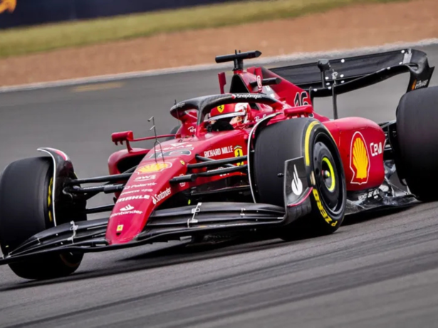 Fórmula 1: Ferrari atende pedido de Lewis Hamilton, mas cobra entrega em pista
