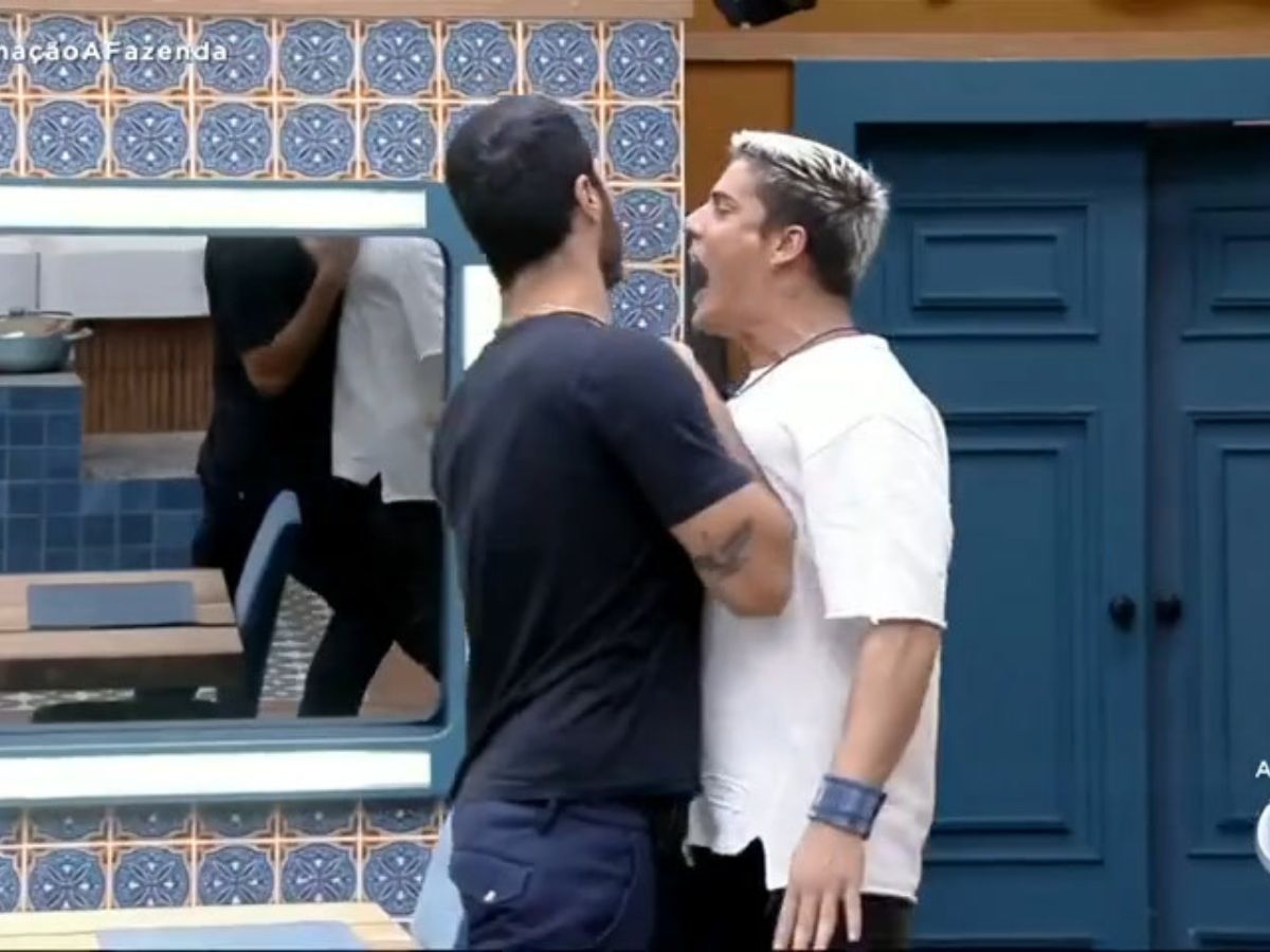 Momento da briga de Tiago e Shay