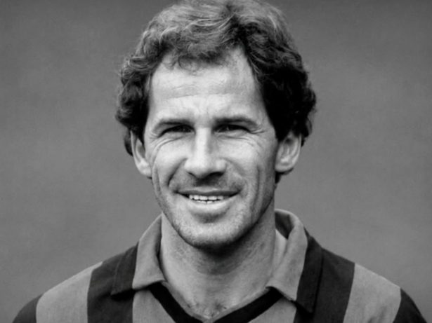 Luto no futebol: morre Franco Baresi, lendário zagueiro do Milan
