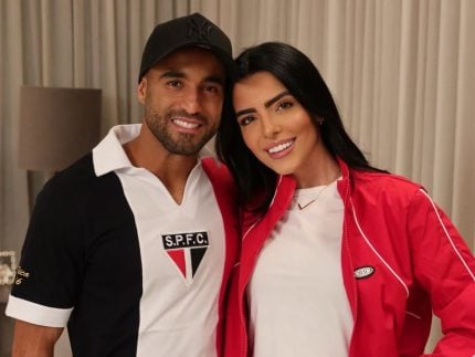 Esposa de Lucas Moura solta o verbo sobre lesão de jogador no São Paulo