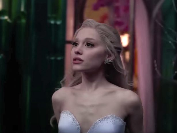 Ariana Grande anuncia que vai sair em turnê após “Wicked 2”: “Me sinto inspirada”