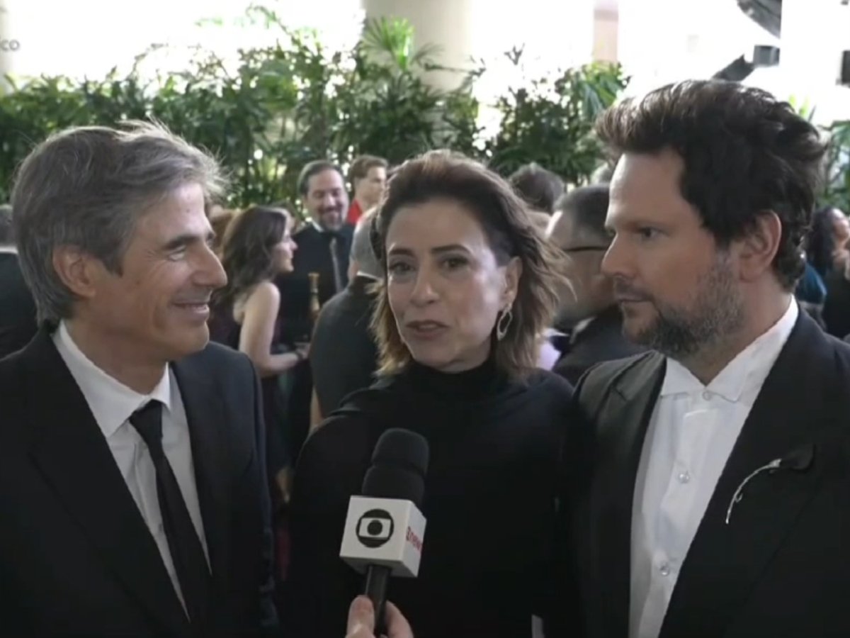 Walter Salles, Fernanda Torres e Selton Mello - Foto: Reprodução/TV Globo