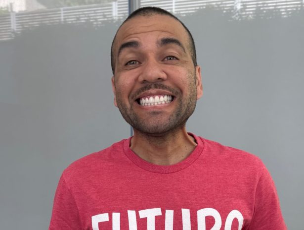 Grávida, Joana Sanz publica homenagem de Daniel Alves ao filho que estão esperando