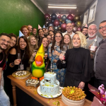 Ana Maria Braga celebra 27 anos do “Mais Você”: “Vida longa ao nosso programa!”