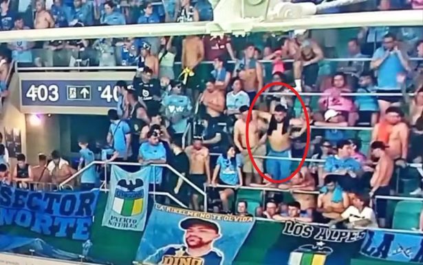 Mais uma vez, Racismo: Torcedor chileno é visto imitando macaco em jogo contra o Bahia