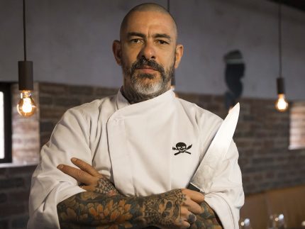 Henrique Fogaça se manifesta após denúncia de caramujo em prato gourmet