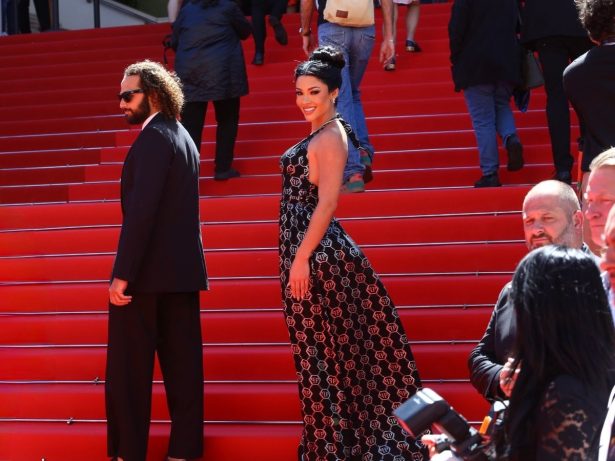 Namorada de Belo, Rayane Figliuzzi, participa do tapete vermelho de Cannes