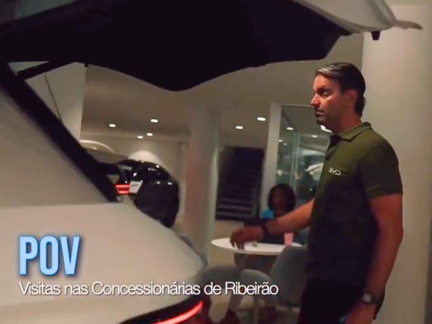 Alexandre Baldy visita concessionária e comemora número impressionante de vendas