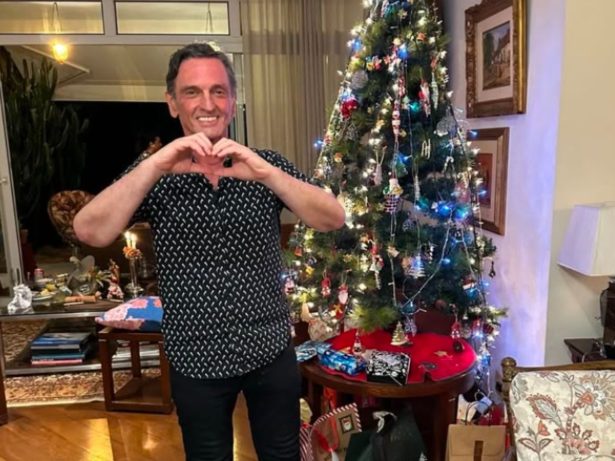 Paulo Miklos tem alta e passa o Natal em casa