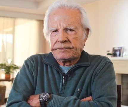 Morre Cid Moreira, aos 97 anos, apresentador do Jornal Nacional por 26 anos