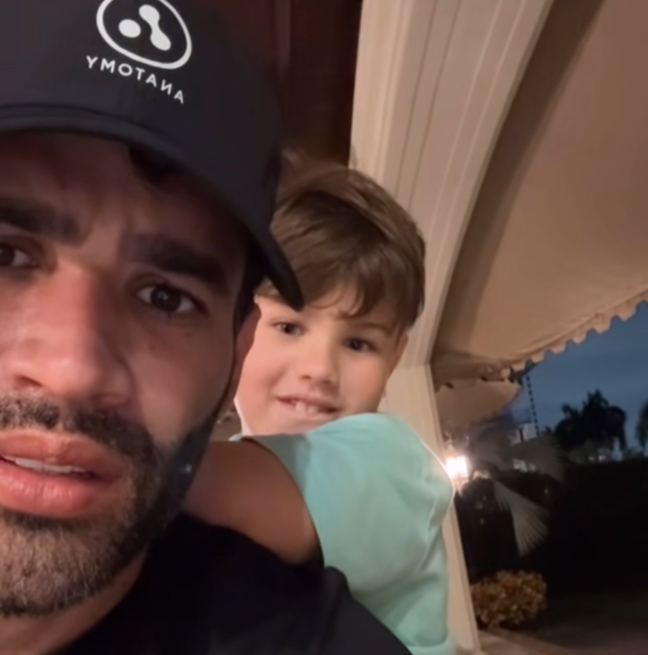 Gusttavo Lima e o filho Gabriel