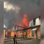 Incêndio em loja de flores causa destruição e mobiliza força-tarefa dos Bombeiros em SP