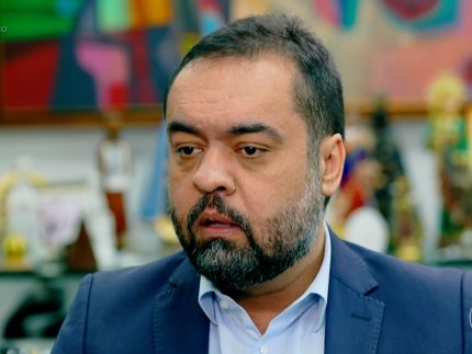 Relatora vota pela cassação do mandato de Cláudio Castro no TSE