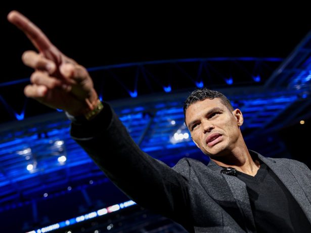 Thiago Silva deixa o Porto e recebe convite para encerrar carreira no Milan