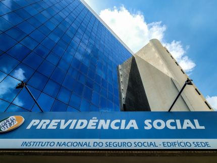 Fraude no INSS: PF mira escritórios de assessoria em nova fase da investigação