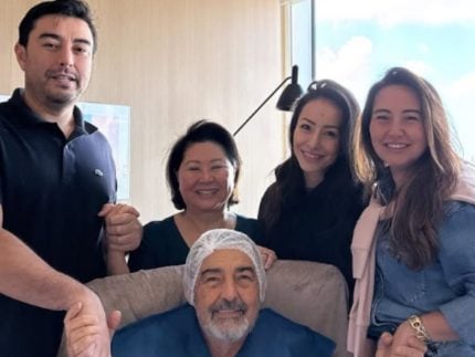 Irmã de Sabrina Sato conta que o pai pediu a presença de toda a família antes de cirurgia