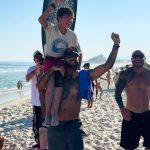 Tá no sangue! Filho de Scooby e Piovani conquista primeiro título no surfe