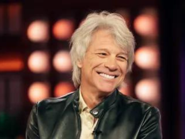 Jon Bon Jovi ajuda a salvar mulher na beirada de ponte nos EUA