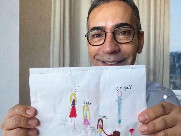 Pai coruja! César Tralli se derrete com mimo surpresa da filha: “Maiores presentes”
