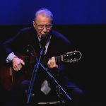 Novo espaço cultural no Rio de Janeiro estreia com homenagem a João Gilberto