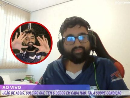 Goleiro de seis dedos revela nova curiosidade e decide mostrar dia a dia na web