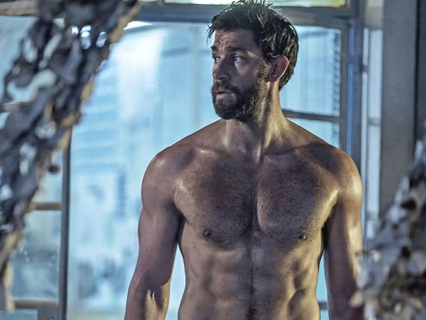 Astro de Hollywood é eleito homem mais sexy de 2024 e brinca com o título