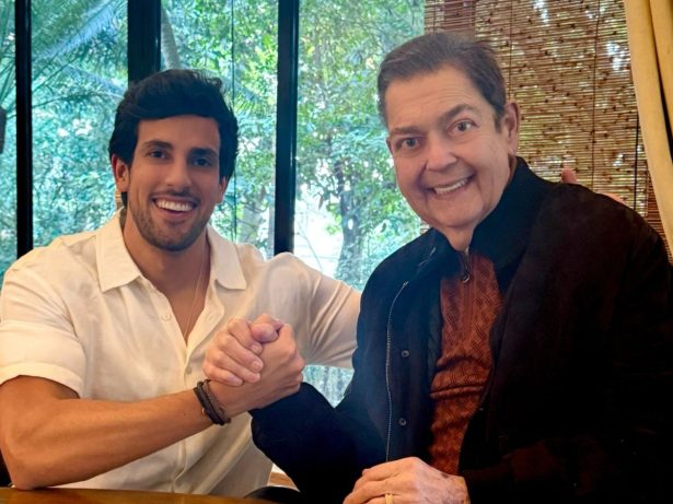 Julinho Casares surge em foto rara com Faustão e faz declaração emocionante