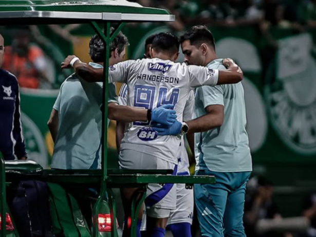 Entrada de Gómez em atacante do Cruzeiro tira jogador da temporada