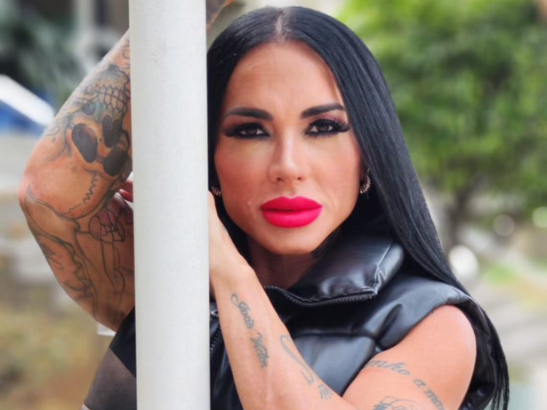 Influenciadora Kamila Simioni adota visual natural nos lábios; veja como ficou