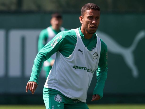 Grêmio acerta contratação do lateral-direito Marcos Rocha