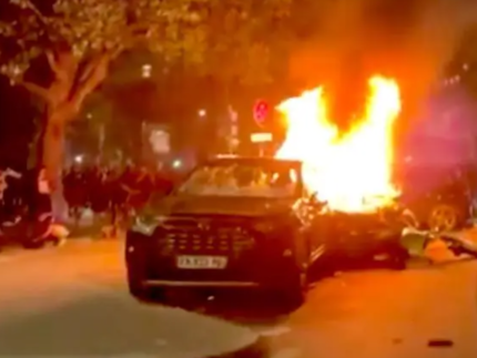 Após conquista da Champions, torcedores do PSG causam tumulto e incendeiam carro em Paris