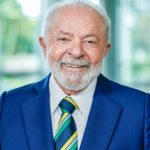Lula assina medida que zera conta de luz para 60 milhões de brasileiros. Entenda!