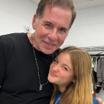 Leandro Hassum roda filme ao estilo “De Volta Para o Futuro”