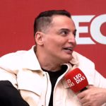 Leo Dias estreia como ator e faz participação surpresa em novela vertical
