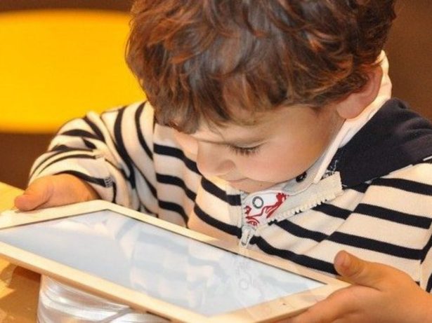 Justiça exige mudanças no YouTube para conter abusos em publicidade infantil; prazo é de 60 dias