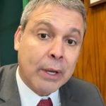 Líder do PT na Câmara justifica pedido de prisão de Bolsonaro: “É crime de traição”