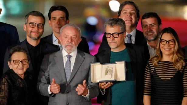 Lula vai às lágrimas ao falar sobre crianças mortas em Gaza