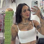 Live no Instagram registra momento em que influenciadora é esfaqueada pelo namorado