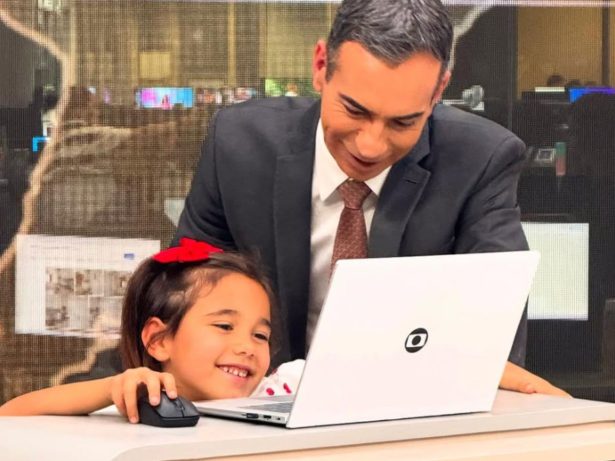 César Tralli mostra momento fofo com a filha nos bastidores do “Jornal Hoje”