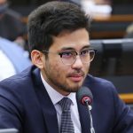 Parlamentares acionam MPF e pedem retirada de músicas de Poze do Rodo e Oruam