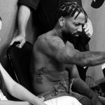 Nego do Borel promove projeto de boxe para jovens em comunidade do Rio