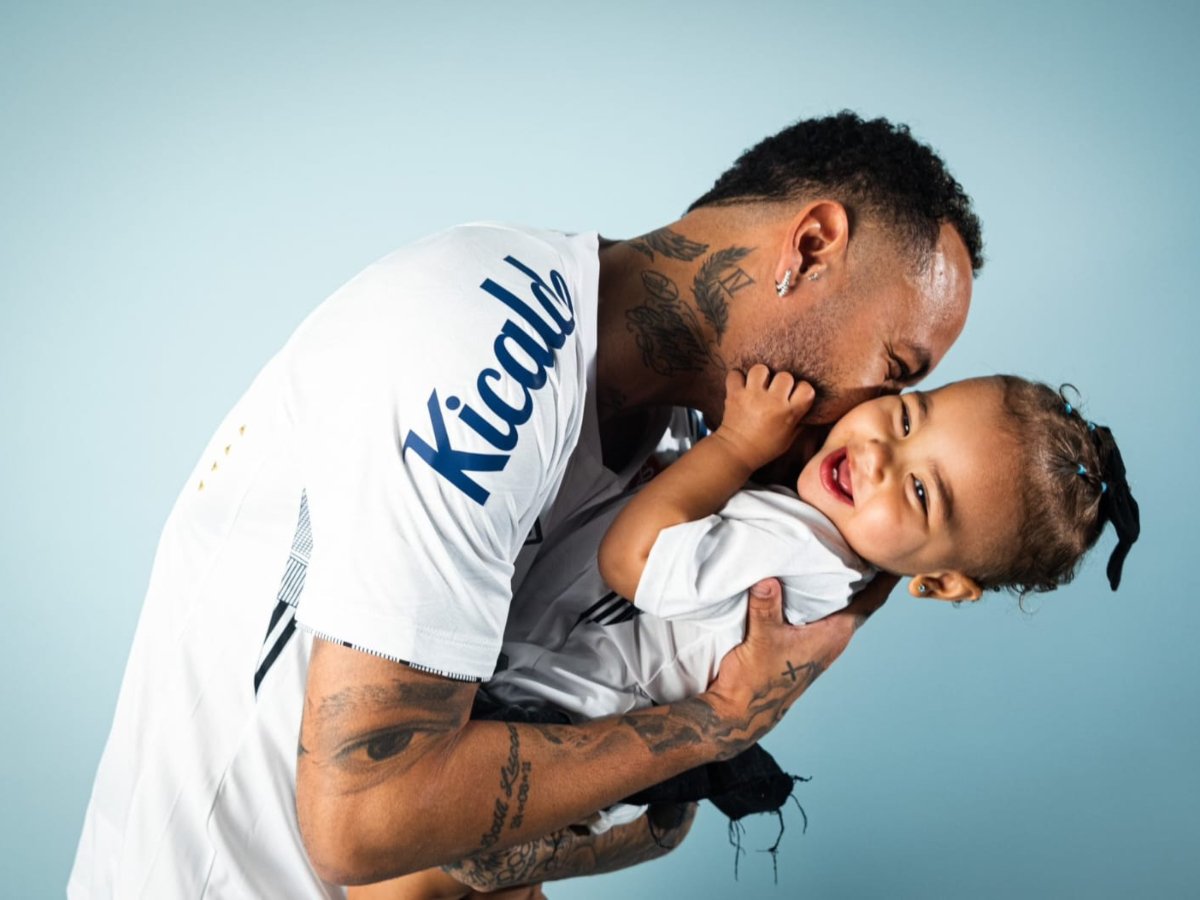 Neymar Jr. e Mavie - Foto: Divulgação/Santos Futebol Clube