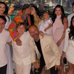 Neymar e Biancardi celebram Ano Novo com familiares e amigos em Dubai