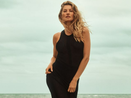 Gisele Bündchen planeja parto do terceiro filho em casa, afirma site