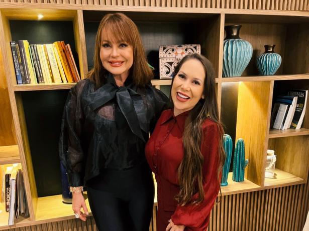 Eterna “Usurpadora”, Gabriela Spanic grava projeto misterioso com empresária em Goiânia