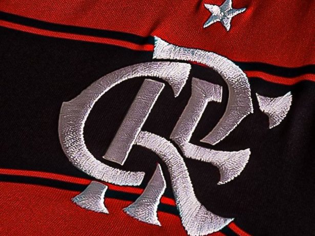 Flamengo rompe barreira de R$ 500 milhões com vendas em 2025. Saiba mais!