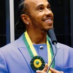 De volta ao país, Lewis Hamilton relembra como foi receber o título de Cidadão Honorário do Brasil