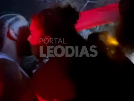 Vídeo mostra Maisa e Gabigol em festa; Fontes afirmam clima de romance